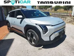 Grigio Nuova 2024 Kia EV3 4 SUV | 35.500 € (Buon prezzo)