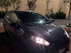 Usata 2015 Ford Fiesta Titanium Tre volumi | 8000 € (Buon prezzo)