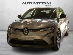 Grigio(met.) Nuova 2025 Renault Mégane Evolution SUV | 31.900 € (Buon prezzo)
