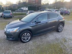 Grigio Usata 2014 Citroën DS4 So Chic Due volumi | 7700 € (Buon prezzo)