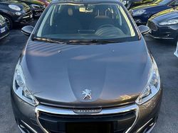 Grigio Usata 2018 Peugeot 208 Allure Due volumi | 5950 € (Ottimo prezzo)