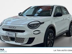 Bianco Nuova 2025 Fiat 600 Pop Tre volumi | 22.500 €