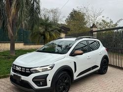 Bianco Usata 2024 Dacia Sandero Extreme Tre volumi | 15.999 € (Buon prezzo)