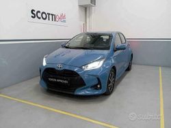 Blu/azzurro Usata 2020 Toyota Yaris Hybrid Trend Tre volumi | 16.900 € (Buon prezzo)