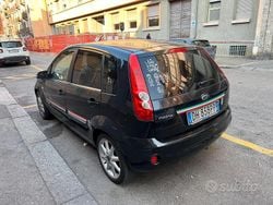 Nero Usata 2007 Ford Courier Monovolume | 3000 €