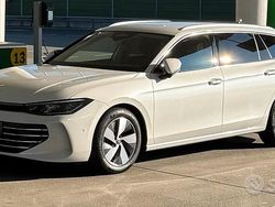 Bianco Usata 2024 VW Passat Elegance Station wagon | 37.000 € (Buon prezzo)