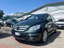Verde Usata 2010 Mercedes B200 Premium Monovolume | 2990 € (Ottimo prezzo)