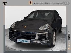 Nero Usata 2018 Porsche Cayenne Platinum Edition SUV | 37.990 € (Buon prezzo)