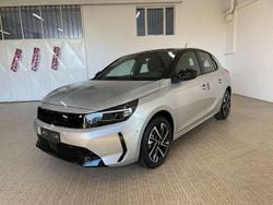 Argento tetto nero Usata 2025 Opel Corsa Tre volumi | 15.900 € (Buon prezzo)