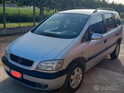 Grigio Usata 2002 Opel Zafira Monovolume | 1500 €