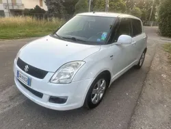 Bianco Usata 2009 Suzuki Swift GL Tre volumi | 1600 € (Super prezzo)