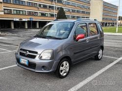Grigio Usata 2012 Opel Agila Due volumi | 1800 € (Super prezzo)