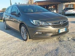 Grigio scuro Usata 2019 Opel Astra Innovation Station wagon | 6650 € (Ottimo prezzo)