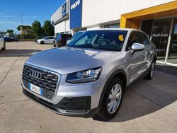 Grigio Usata 2019 Audi Q2 Business SUV | 18.950 € (Buon prezzo)