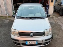 Grigio Usata 2004 Fiat Panda Tre volumi | 2490 € (Ottimo prezzo)
