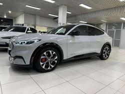 Space white Usata 2023 Ford Mustang Mach-E Standard Range SUV | 34.500 € (Buon prezzo)