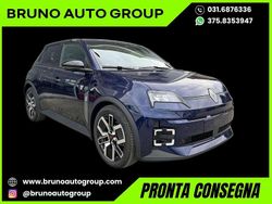 Blu notte Nuova 2025 Renault 5 E-Tech Komfort Tre volumi | 33.199 € (Buon prezzo)