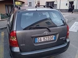 Usata 2006 Toyota Corolla Tre volumi | 900 € (Ottimo prezzo)