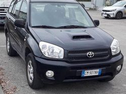 Usata 2003 Toyota RAV4 Station wagon | 5500 € (Buon prezzo)