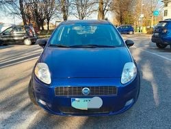 Blu Usata 2007 Fiat Grande Punto Due volumi | 3000 € (Buon prezzo)
