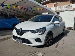 Bianco Usata 2020 Renault Clio V LIMITED Tre volumi | 11.800 € (Buon prezzo)