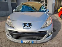 Grigio Usata 2011 Peugeot 207 Tre volumi | 2400 € (Ottimo prezzo)
