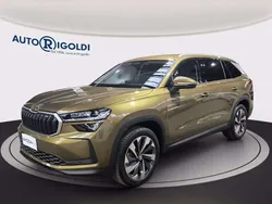 Bronx gold metallizzato Usata 2024 Skoda Kodiaq Selection SUV | 34.800 € (Ottimo prezzo)