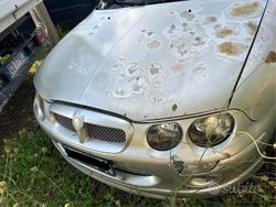 Grigio Usata 2003 MG ZR Due volumi | 500 €