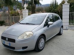 Grigio Usata 2006 Fiat Grande Punto Due volumi | 2300 € (Ottimo prezzo)