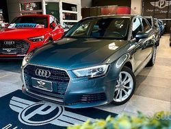 Grigio Usata 2019 Audi A3 Business Tre volumi | 14.400 € (Buon prezzo)