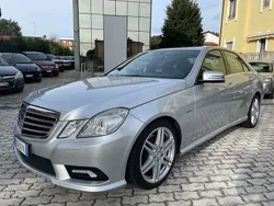 Argento Usata 2009 Mercedes E350 AMG Tre volumi | 16.900 € (Cara)