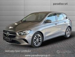 Grigio Usata 2023 Mercedes B180 Premium Monovolume | 31.900 € (Cara)