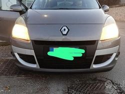Usata 2011 Renault Scénic III Monovolume | 3000 €