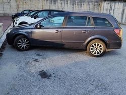 Usata 2007 Opel Astra Station wagon | 2500 € (Cara)