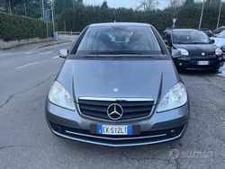 Nero Usata 2010 Mercedes A160 Edition Tre volumi | 3900 € (Buon prezzo)