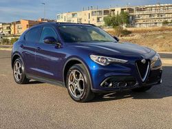 Blu/azzurro Usata 2019 Alfa Romeo Stelvio Executive SUV | 25.200 € (Molto cara)