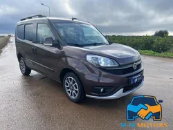 Marrone Usata 2016 Fiat Doblò Trekking Monovolume | 12.490 € (Cara)