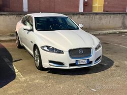 Bianco Usata 2016 Jaguar XF Tre volumi | 10.000 €