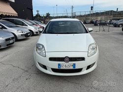Bianco Usata 2012 Fiat Bravo Easy Due volumi | 6500 € (Molto cara)