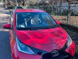 Rosso Usata 2015 Toyota Aygo Due volumi | 7700 € (Buon prezzo)