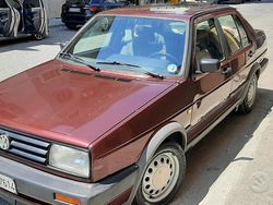Marrone Usata 1990 VW Jetta Tre volumi | 2400 €