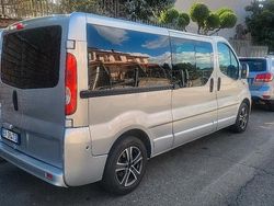 Grigio Usata 2011 Opel Vivaro Monovolume | 12.000 €