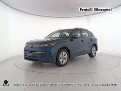 Nightshade blue metallizzato Usata 2025 VW Tiguan Life SUV | 35.900 € (Buon prezzo)
