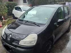 Usata 2010 Renault Grand Modus Dynamique Monovolume | 2950 € (Cara)