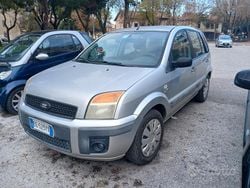 Grigio Usata 2007 Ford Fusion Tre volumi | 2500 € (Buon prezzo)