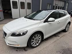 Other Usata 2016 Volvo V40 Momentum Tre volumi | 5900 € (Buon prezzo)