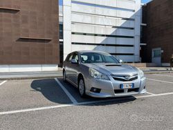 Grigio Usata 2012 Subaru Legacy Station wagon | 4600 € (Buon prezzo)