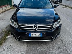 Nero Usata 2012 VW Passat Station wagon | 6900 € (Buon prezzo)