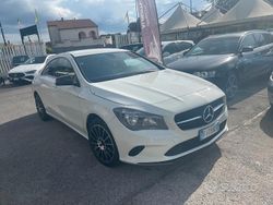 Bianco Usata 2017 Mercedes CLA200 Executive Tre volumi | 13.990 € (Buon prezzo)