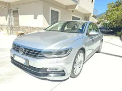 Argento Usata 2017 VW Passat Highline Tre volumi | 14.000 € (Molto cara)